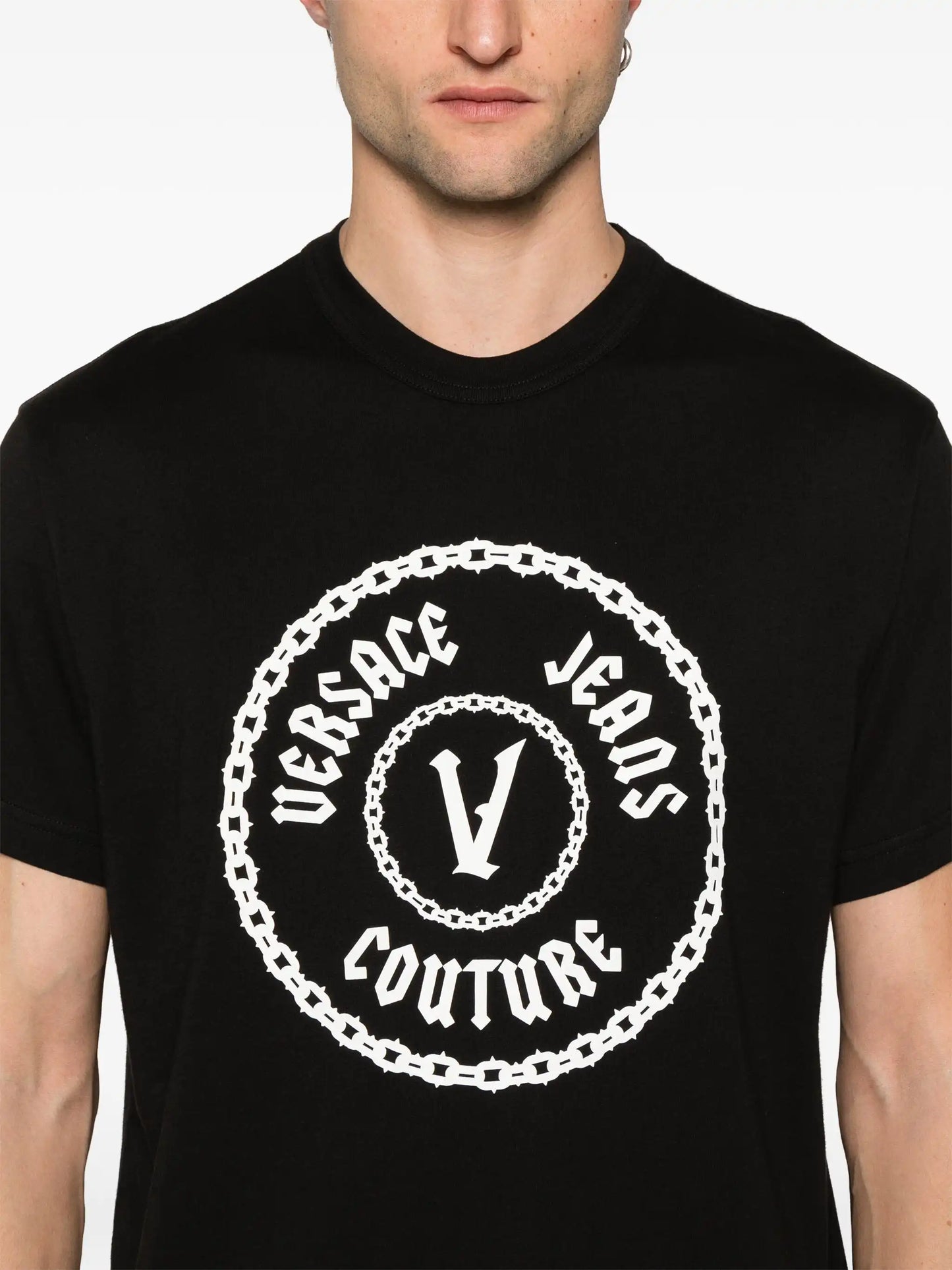 Camiseta Versace Jeans Logo Cadenas Blanco y Negro