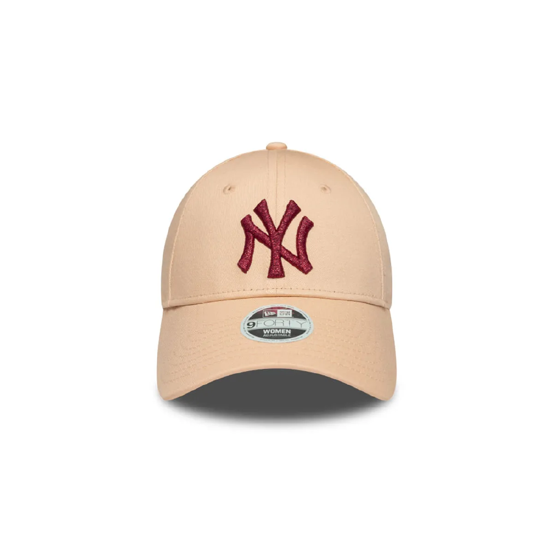 Gorra New Era - 940-Wmns Metallic Logo Neyyan Prs Rosado