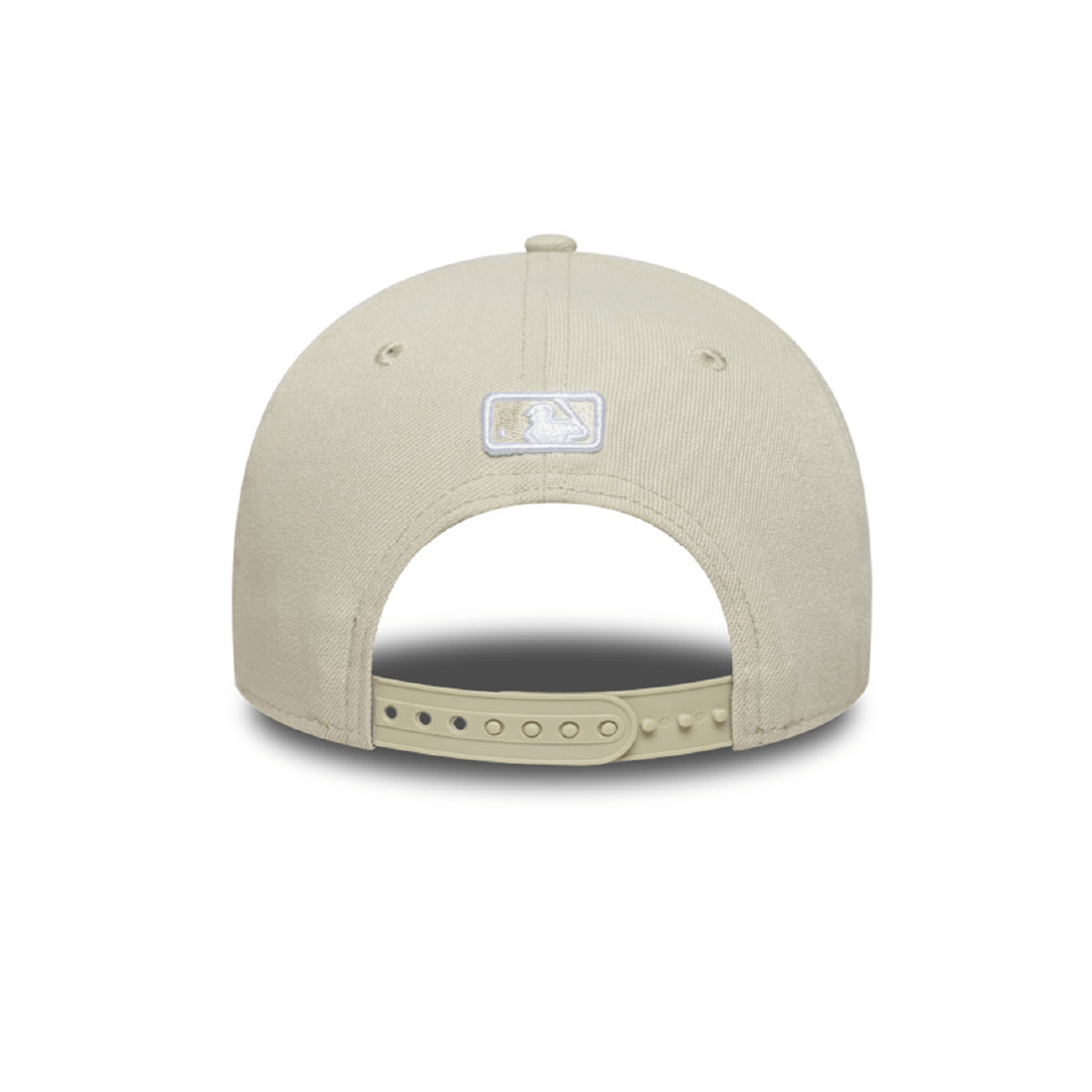 Gorra New Era -940Mc-Dettig Ltc Beige